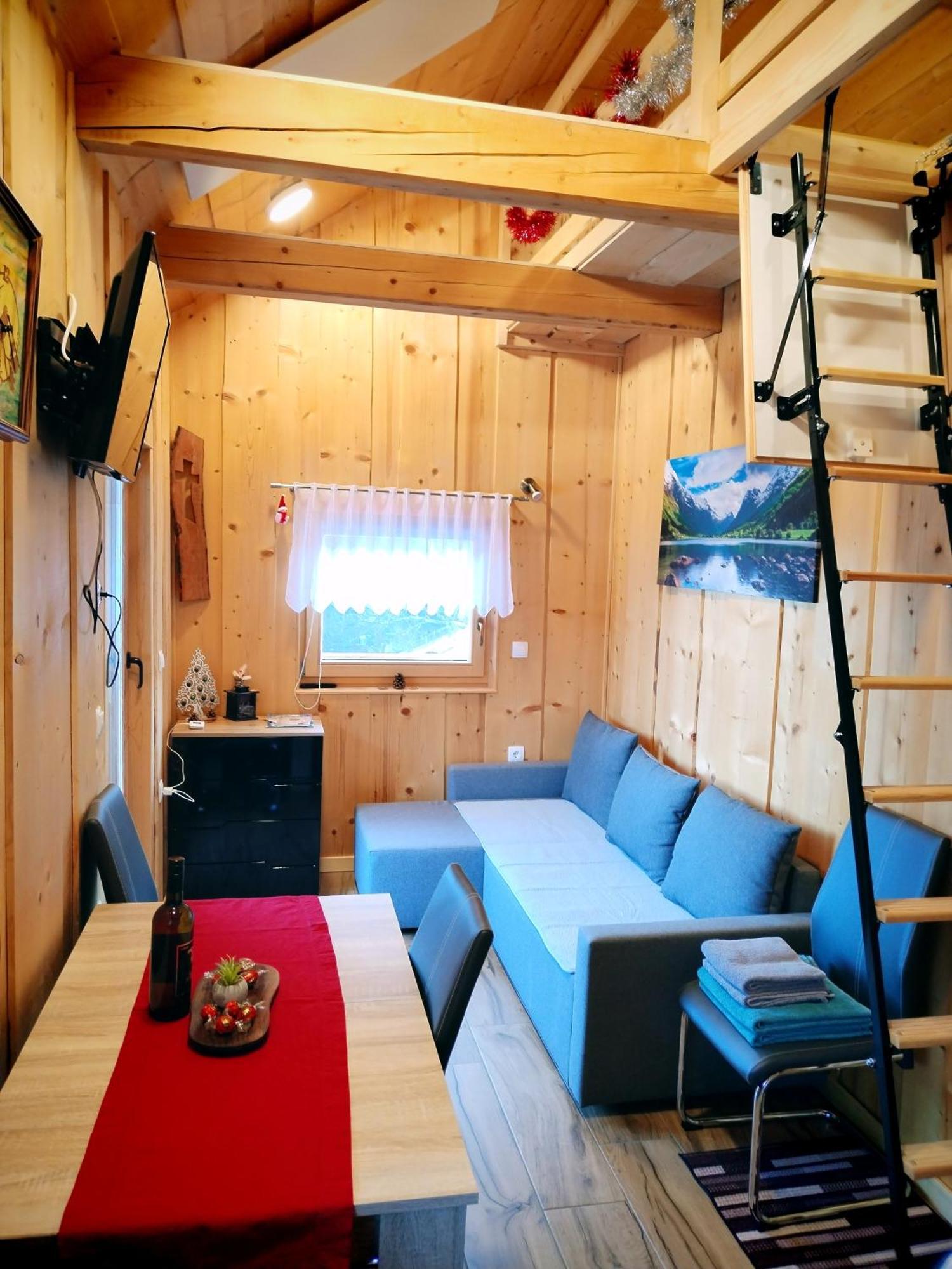 Pocitniska Hiska Lastovka Podvolovljek Habitación foto